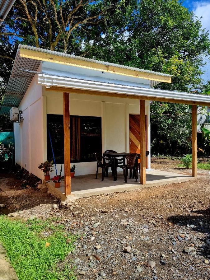 Ballena Oasis Homes อูวีตา ภายนอก รูปภาพ